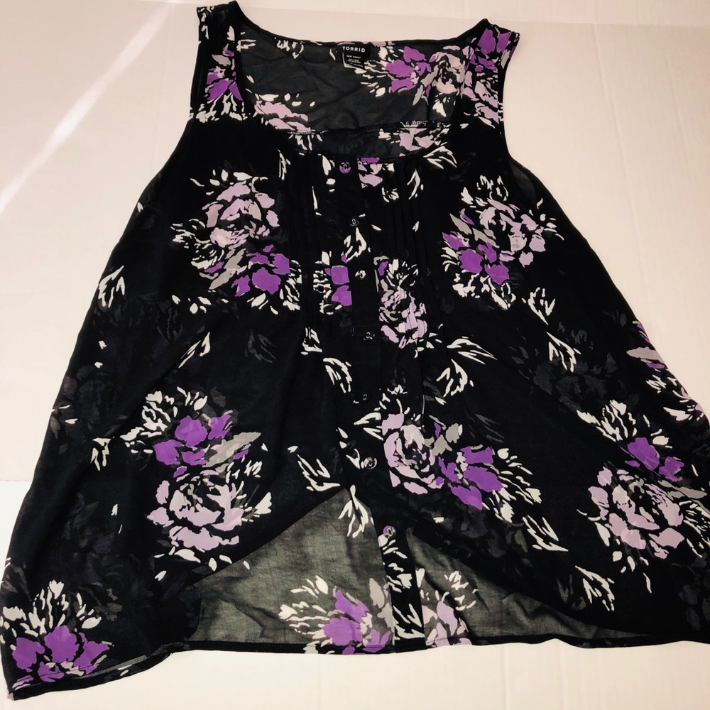 Torrid Split Back Top